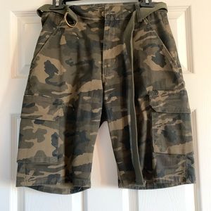 trendy camo shorts
